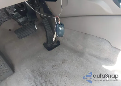 2011 Honda Civic Lx z USA, uszkodzony, nr VIN 19XFA1F59BE008382